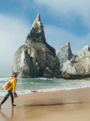 02. © sasha samusevych, Praia da Ursa, via unsplash